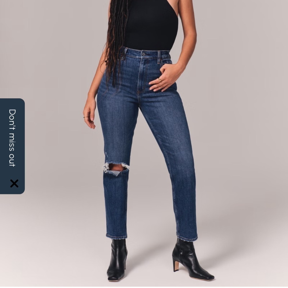 Abercrombie & Fitch Curve Love Ultra High Rise Ankle Straight Jean - Distressing
